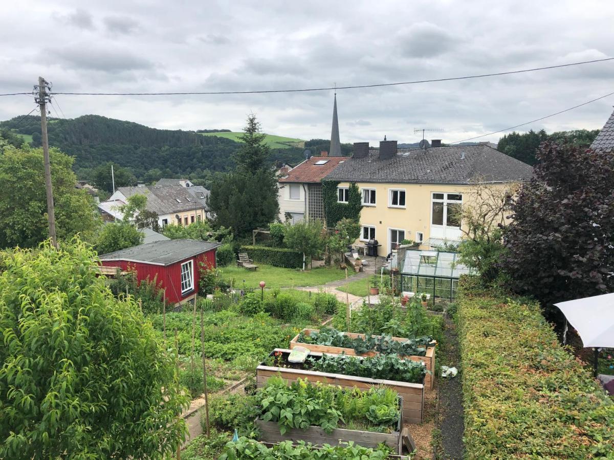 Ferienwohnung Eifelmittendrin Waxweiler Exterior foto